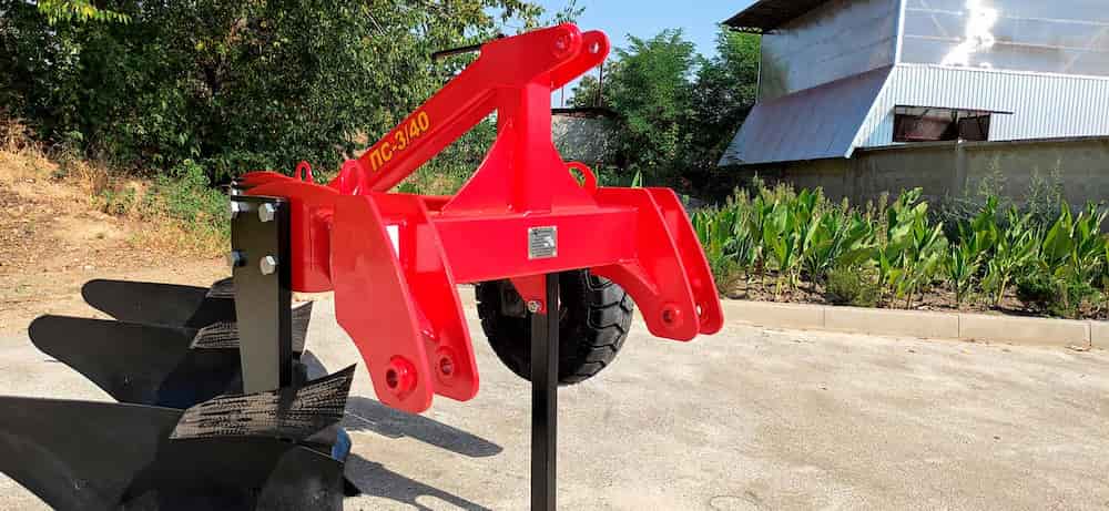 تصویر 3 از گاوآهن سبلان یک پیکره مقاوم برای شخم عمیق